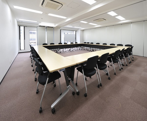 貸し会議室　会議室連結タイプB+C